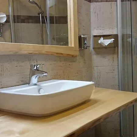 Safari Hotel 3*