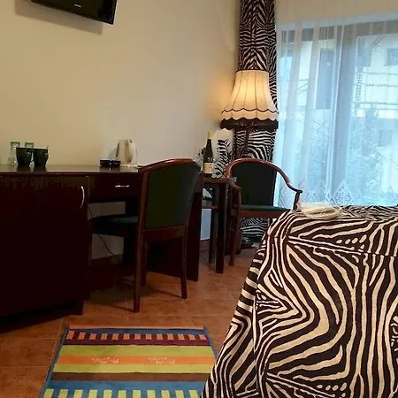 Safari Hotel 3*