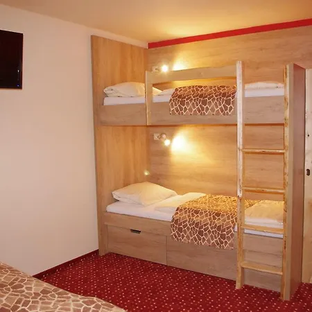 Safari 3* Dvůr Králové nad Labem