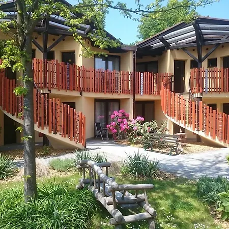 Hotel Safari 3*