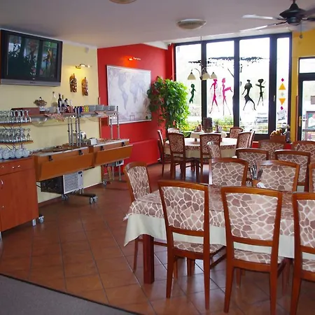 Safari Hotel 3*