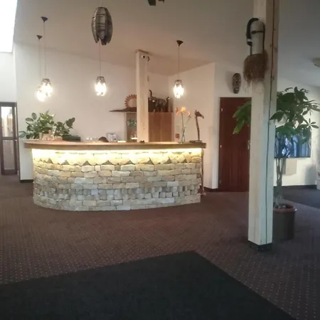 Safari Hotel